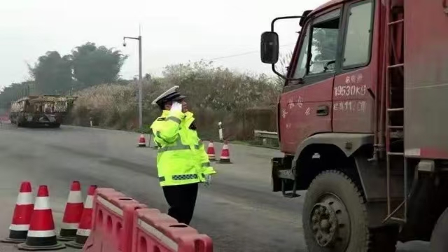 高速公路直招疏导员