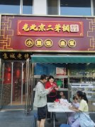 想吃不踩雷的京味 老北京二荤铺的酱牛肉配卤煮 闭眼冲