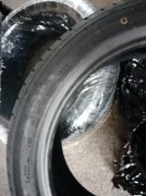 出售225/45R18，九成新轮胎