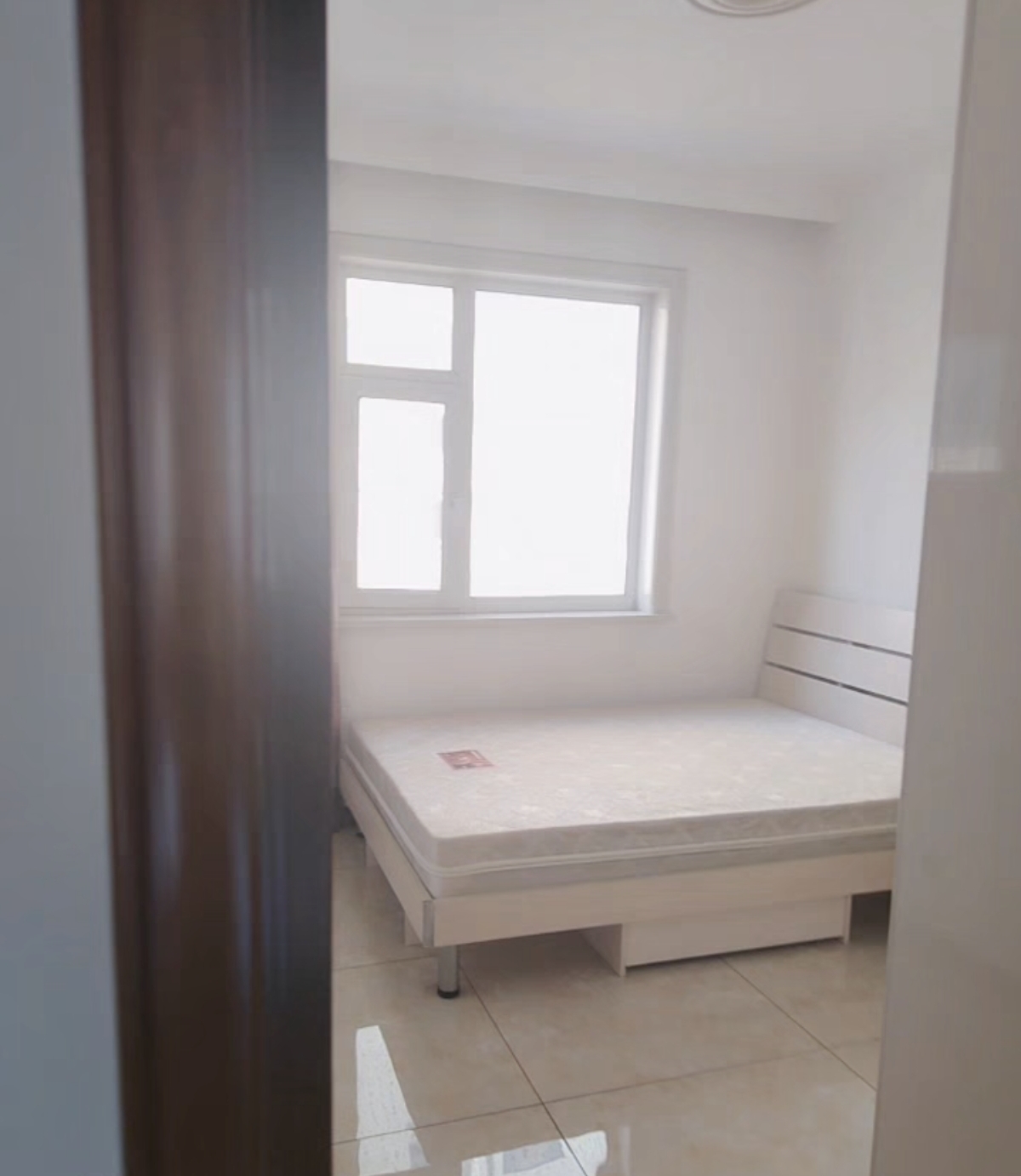 出售北部新城4楼88平,首付3万 出售北部新城4楼88平,首付3万