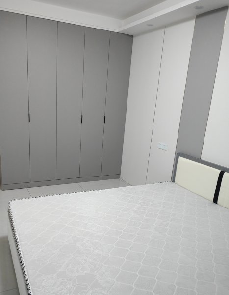 出售市中心3楼,74平新装修25万 出售市中心3楼,74平新装修25万