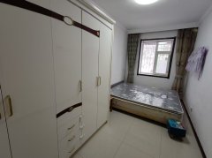 出售爱民佳苑1楼，16万57平两室