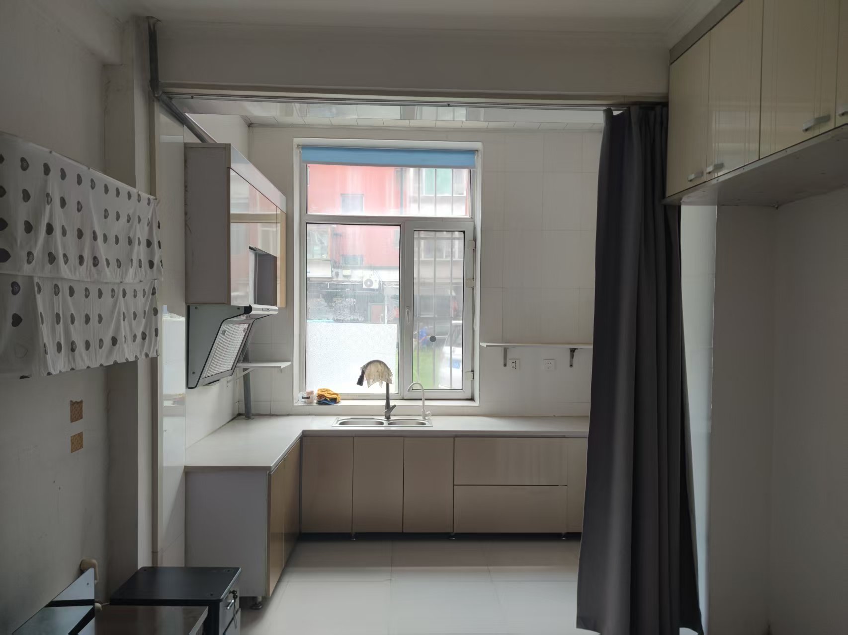 民安北苑大门口一层门市出售 民安北苑大门口一层门市出售