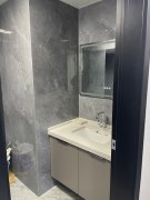 维港城B阳面13楼出租，新房拎包入住，包物业取暖