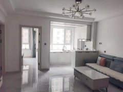 出租。清华园小区电梯4楼。73平精装修拎包即可入住。