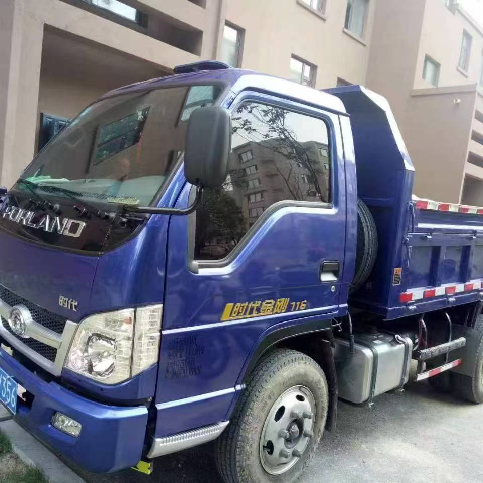 出售沙子水泥,红砖石子还有人工扛楼和机器吊运 出售沙子水泥,红砖石子还有人工扛楼和机器吊运